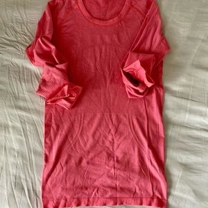 lululemon Swiftly Tech Long Sleeve, Size 6, Coral Pink, like new